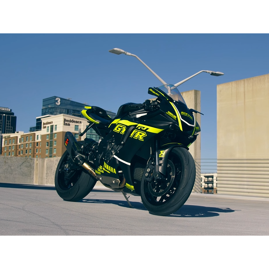 2020-2024 - Yamaha YZF R1 Black With Fluorescent Yellow Fairing Kit