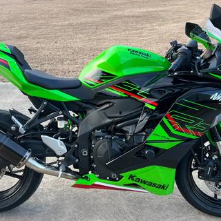 Akrapovic Racing Exhaust Systems Kawasaki Ninja ZX-4R / ZX-4RR 2023-2025