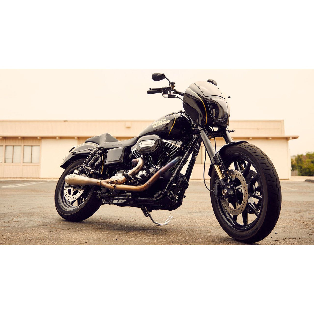 Ohlins - 1991-2017 Harley Davidson Dyna FXD STX 36 Blackline Shock Absorber w/ Gold Accents