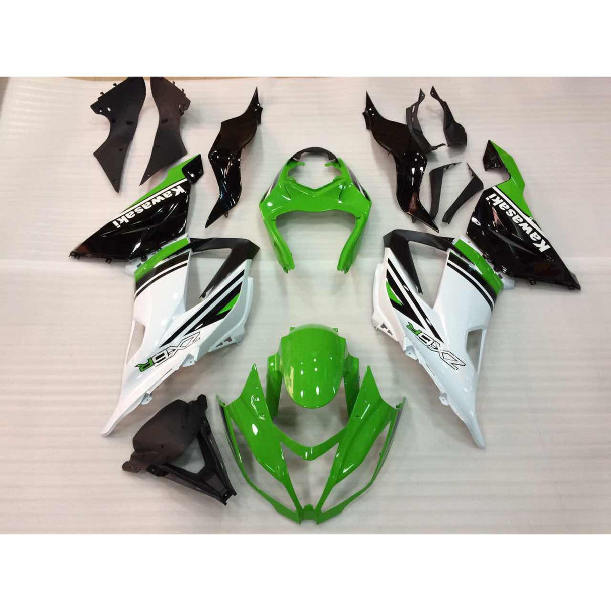 2013-2018 Kawasaki ZX6R Fairing Green&Black Kit
