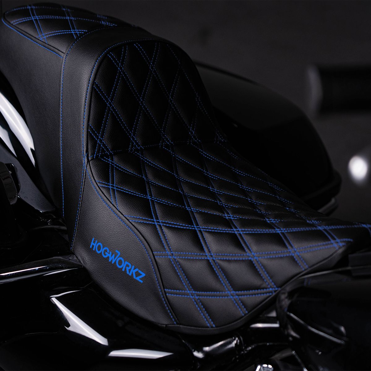 HogWorkz - Rise Up Seat for 2008-2024 Harley Touring