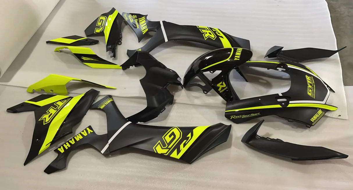 2020-2024 - Yamaha YZF R1 Black With Fluorescent Yellow Fairing Kit