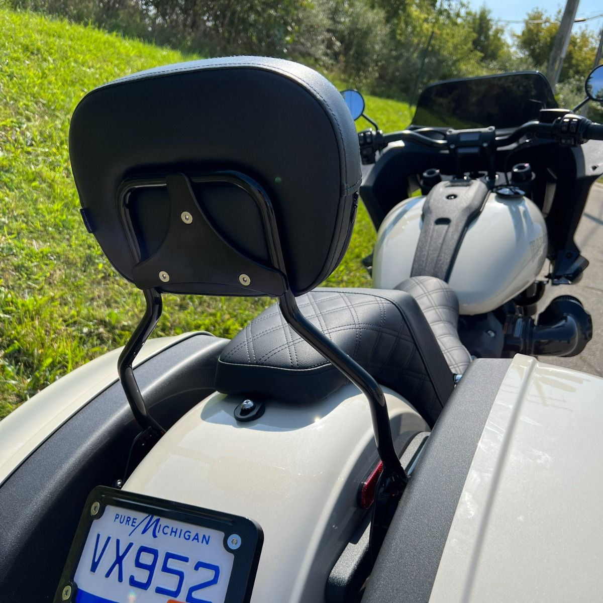 HogWorkz - Black Detachable Sissy Bar Backrest for Harley® Low Rider / Sport Glide '18-'24